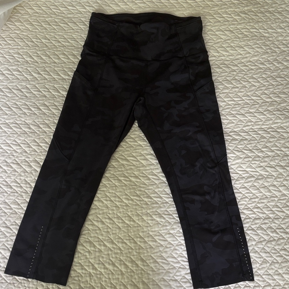 Lululemon Black Camouflage Leggings